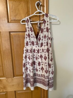 Sleeveless V-Neck Mini Dress in Cream with Burgundy Print